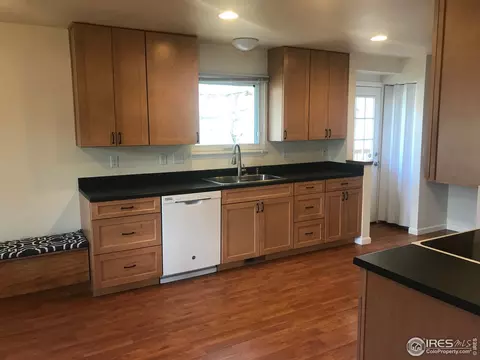 113 Park St, Lyons, CO 80540 photo 3