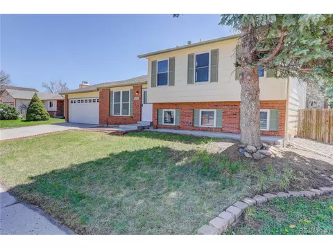 18034 E Atlantic Dr, Aurora, CO 80013 photo 2