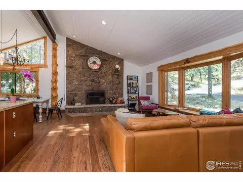 51 Pineview Ln, Boulder, CO 80302 photo 3