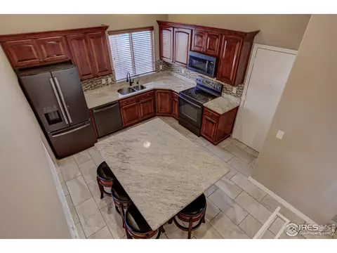 4760 Eagle St, Denver, CO 80239 photo 3