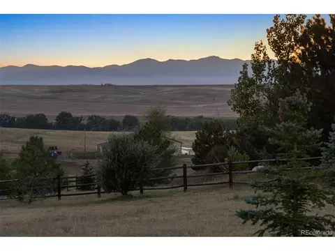 7453 S Oak Leaf St, Bennett, CO 80102 photo 4