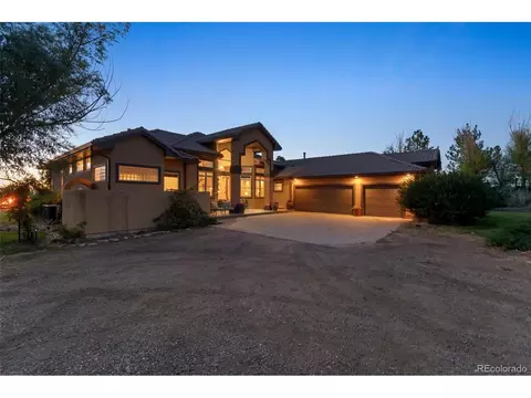 7453 S Oak Leaf St, Bennett, CO 80102 photo 1