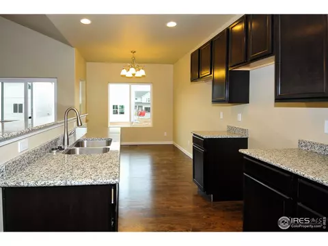 865 Sunlight Peak Dr, Windsor, CO 80550 photo 2