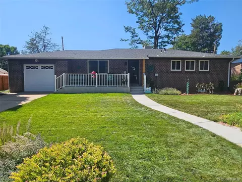 8162 W Louisiana Pl, Lakewood, CO 80232
