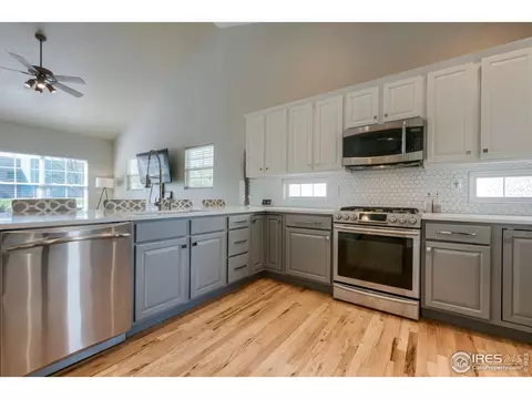 1127 Crescent Dr, Windsor, CO 80550 photo 8