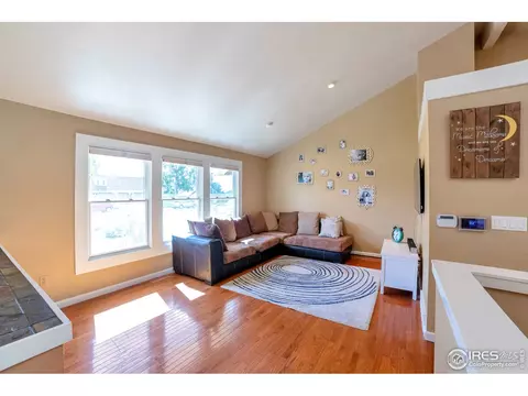 1112 E 5th Ave, Longmont, CO 80504 photo 9