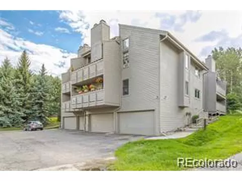 23520 Pondview Pl, Golden, CO 80401