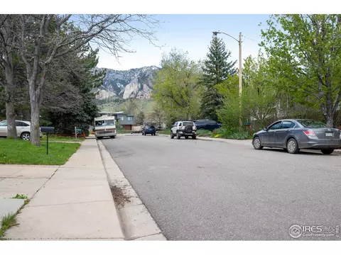2885 Kenyon Cir, Boulder, CO 80305 photo 3