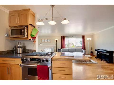2885 Kenyon Cir, Boulder, CO 80305 photo 9