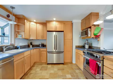 2885 Kenyon Cir, Boulder, CO 80305 photo 8