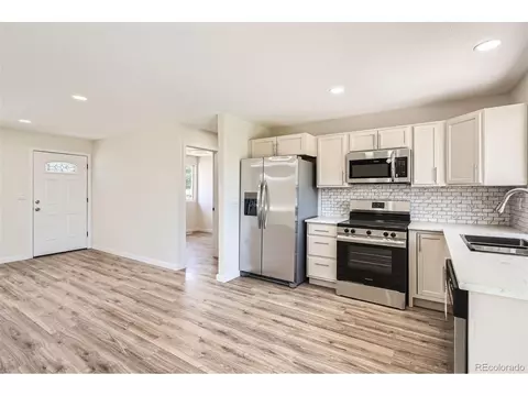 16273 E Brown Pl, Aurora, CO 80013 photo 8
