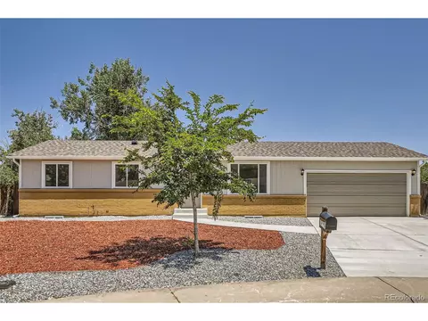 16273 E Brown Pl, Aurora, CO 80013 photo 2