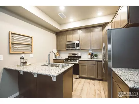 139 8th St, Berthoud, CO 80513 photo 2