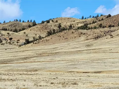 47 S Muley Gulch Dr, Hartsel, CO 80449