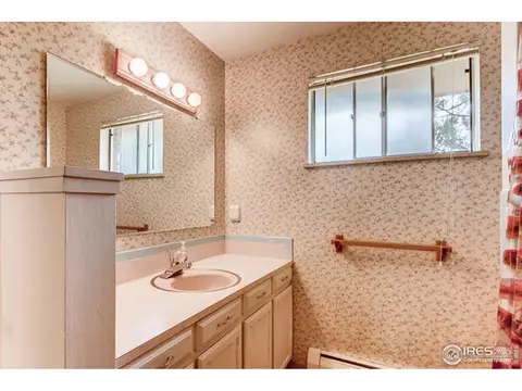 864 Laurel Ave, Boulder, CO 80303 photo 9