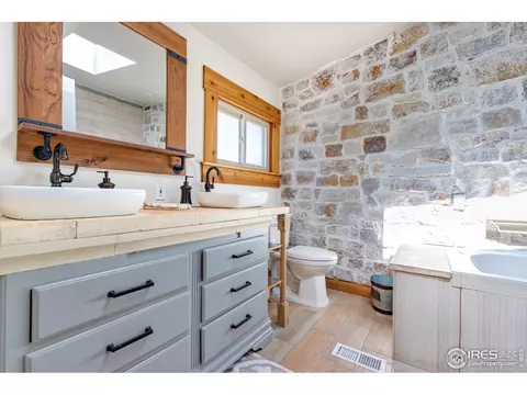 1123 Macdavidson Cir, Dacono, CO 80514 photo 4