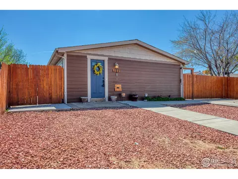 1123 Macdavidson Cir, Dacono, CO 80514 photo 1
