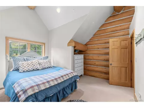 Bedroom - 124 Yarrow Ln, Dillon, CO 80435 photo 9 of 10