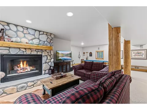 Living - 124 Yarrow Ln, Dillon, CO 80435 photo 4 of 6