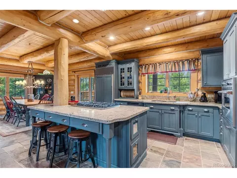 Kitchen - 124 Yarrow Ln, Dillon, CO 80435 photo 2 of 5