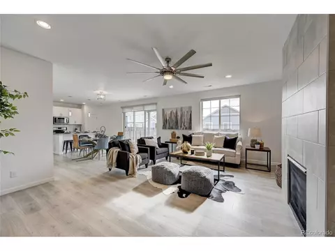 26798 E Maple Ave, Aurora, CO 80018 photo 6