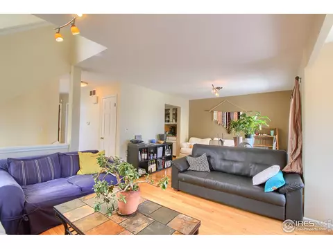 60 Pima Ct, Boulder, CO 80303 photo 3