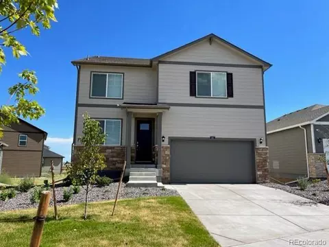 801 Ledge St, Lochbuie, CO 80603