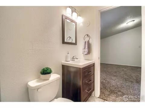 225 E 8th Ave #E-19, Longmont, CO 80504 photo 25