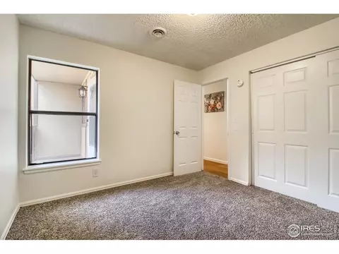 225 E 8th Ave #E-19, Longmont, CO 80504 photo 17