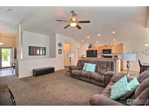 330 Juniper St, Johnstown, CO 80534 photo 7