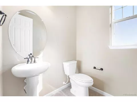 Undisclosed, Aurora, CO 80016 photo 15
