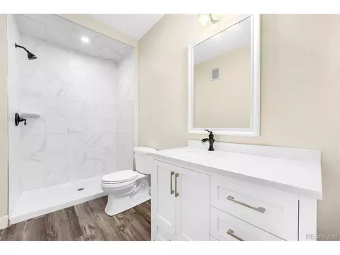 Undisclosed, Aurora, CO 80016 photo 18