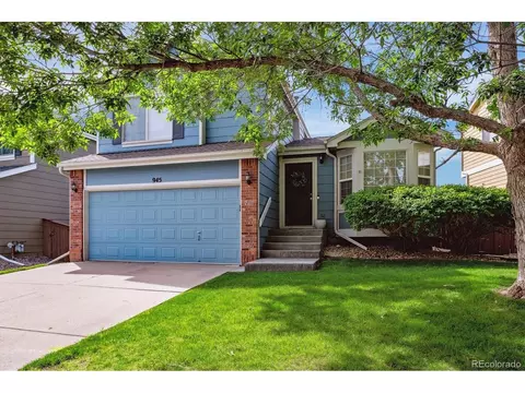 945 Riddlewood Ln, Highlands Ranch, CO 80129