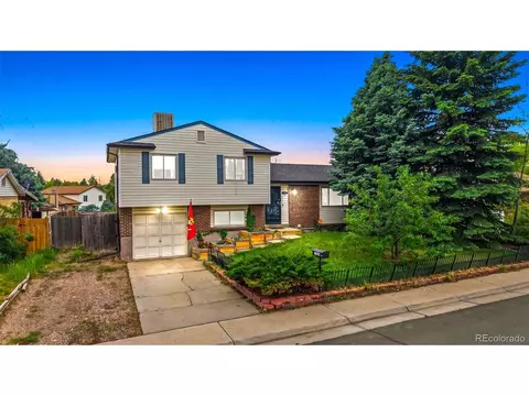 1581 S Fairplay Way, Aurora, CO 80012