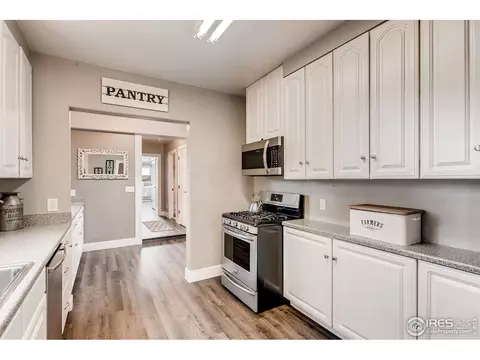 525 Walnut St, Windsor, CO 80550 photo 12