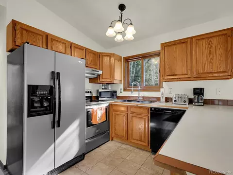 Kitchen - 638 Impala Trl, Bailey, CO 80421 photo 2 of 5