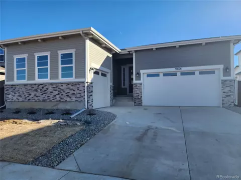 9666 Ceylon Ct, Commerce City, CO 80022