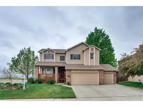 2400 Eagleview Cir, Longmont, CO 80504 photo 2