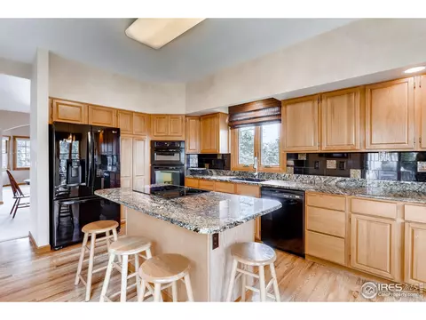 2400 Eagleview Cir, Longmont, CO 80504 photo 8