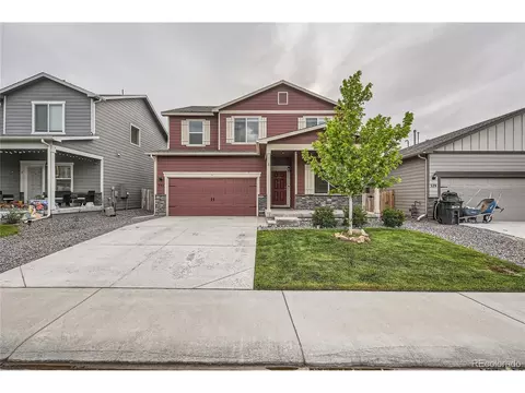 335 Maple St, Bennett, CO 80102 photo 1