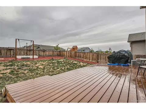 335 Maple St, Bennett, CO 80102 photo 26