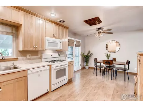 6348 Iris Way, Arvada, CO 80004 photo 10