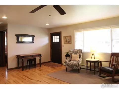825 10th St, Berthoud, CO 80513 photo 4