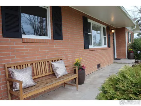 825 10th St, Berthoud, CO 80513 photo 2