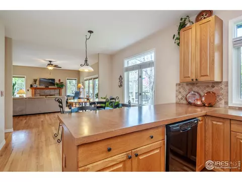 1421 Oakleaf Cir, Boulder, CO 80304 photo 15