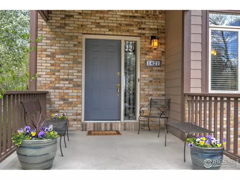 1421 Oakleaf Cir, Boulder, CO 80304 photo 3