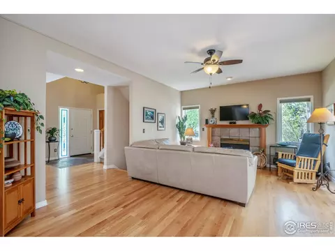 1421 Oakleaf Cir, Boulder, CO 80304 photo 9