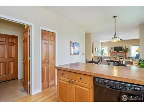 1421 Oakleaf Cir, Boulder, CO 80304 photo 16