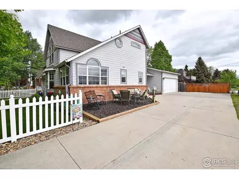 106 E Welch Ave, Berthoud, CO 80513 photo 5