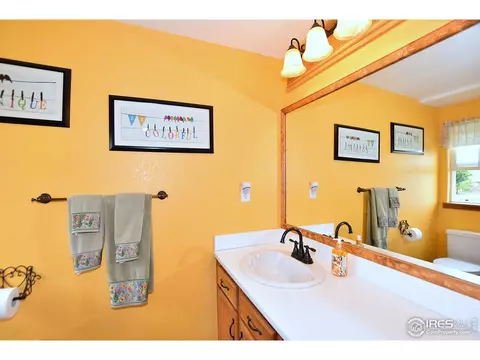 106 E Welch Ave, Berthoud, CO 80513 photo 22